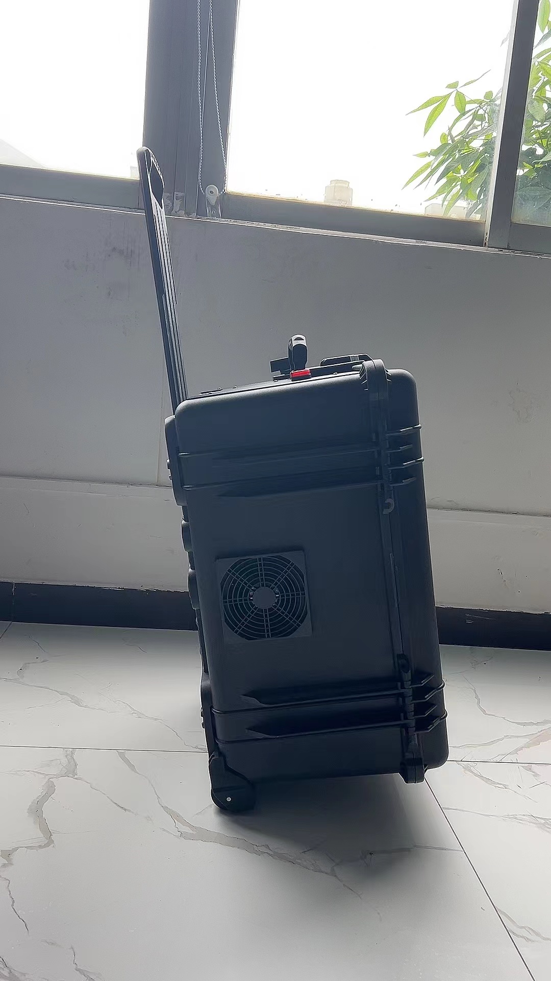 昌宁手拉箱型移动通信干扰器